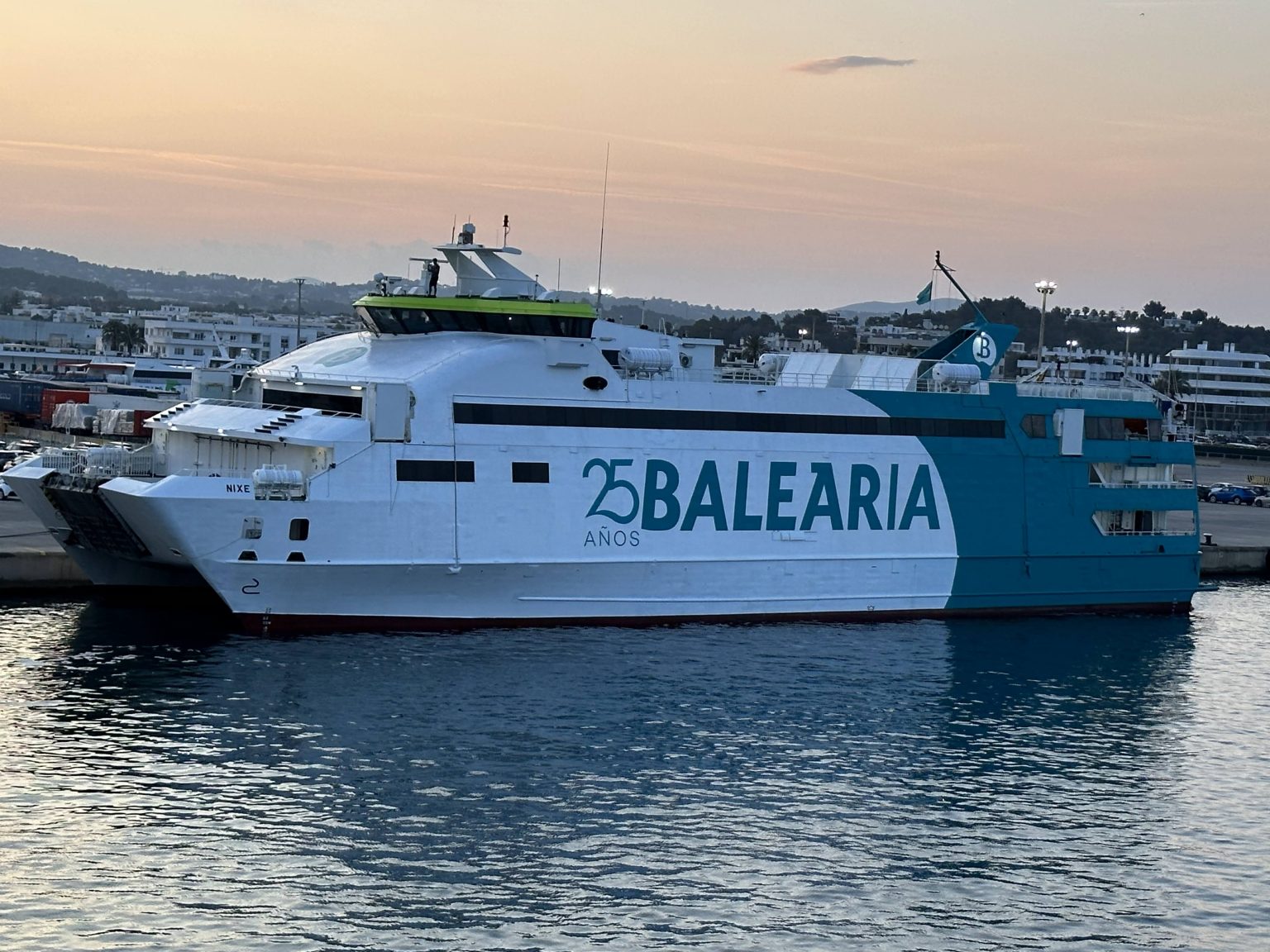 El «Nixe» de Baleària a Navantia de varada – FERRYBALEAR