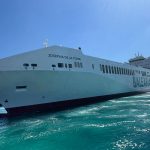 El “Josefina de la Torre” de Baleària Canarias listo para entrar entre Cádiz y Canarias
